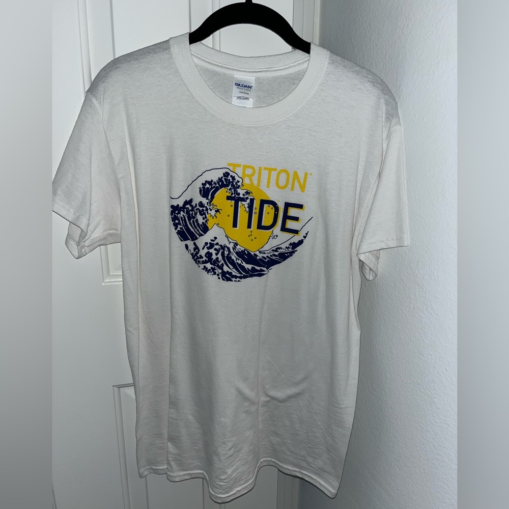 UCSD (UC San Diego) Triton Tide white t-shirt